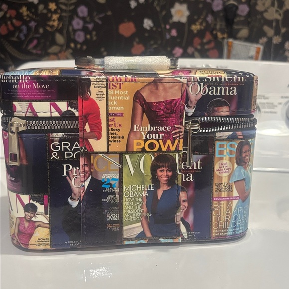 Michelle Obama makeup case - Picture 2 of 3